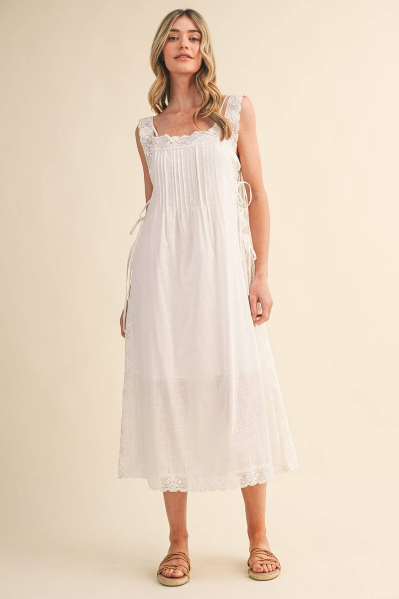 &merci Lace Trim Midi Dress