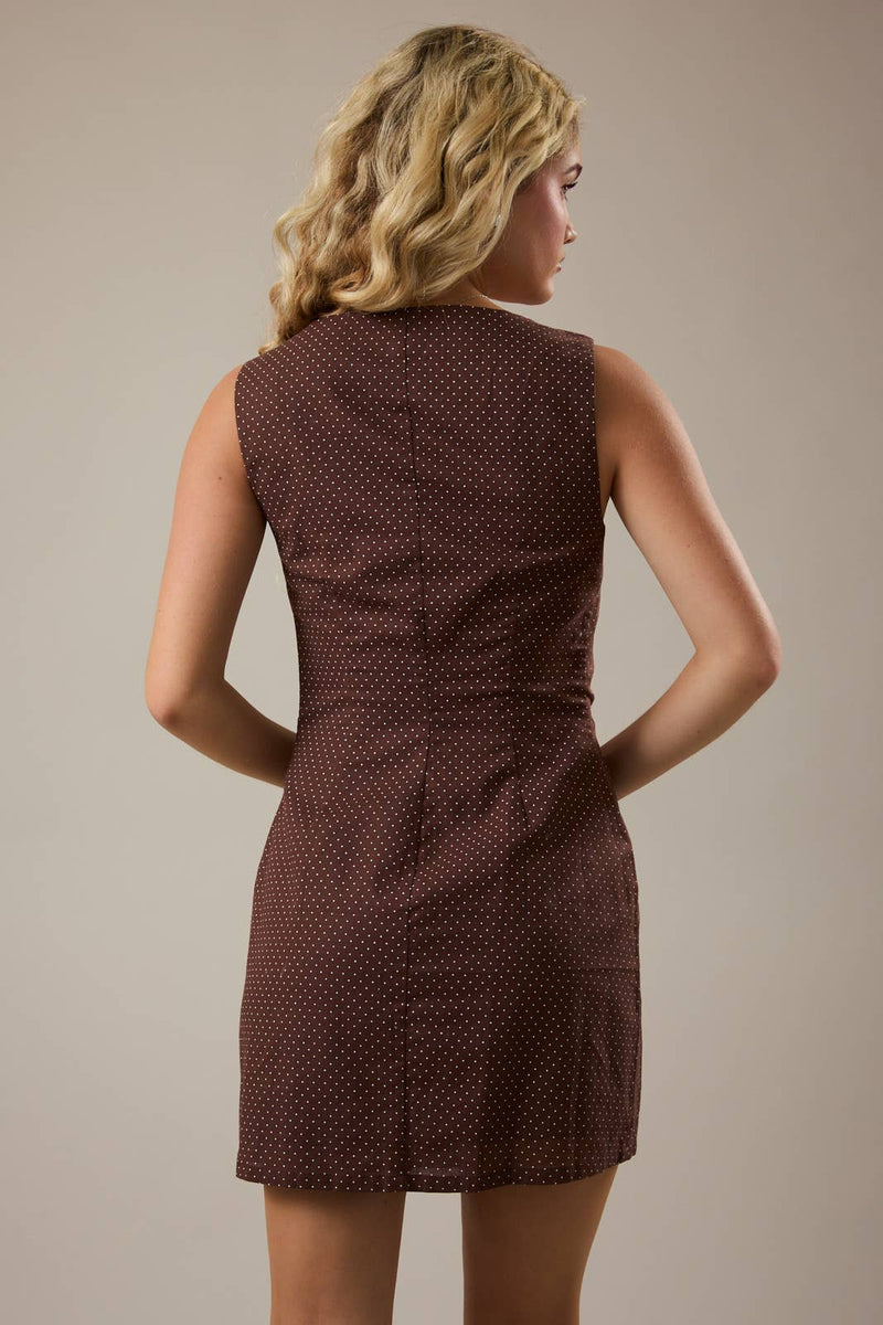 Le Lis BOAT NECK BUTTON DETAIL SLEEVELESS MINI DRESS
