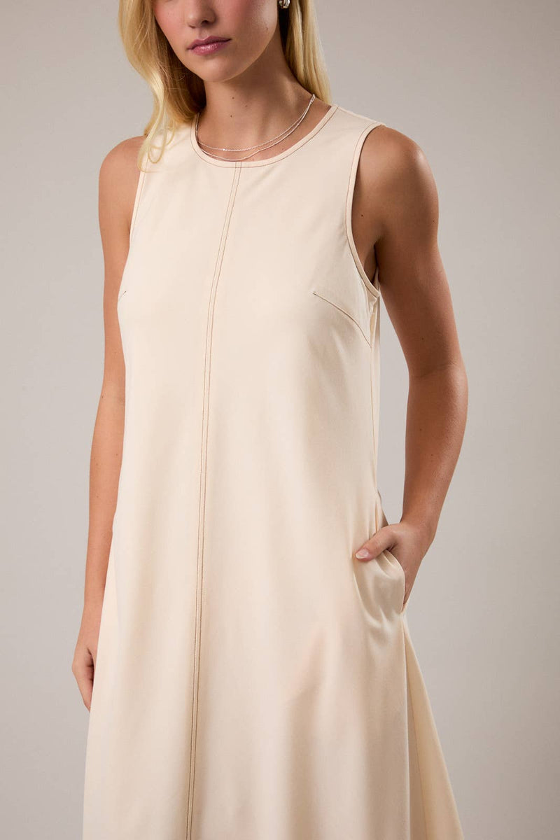 Le Lis ROUND NECK SLEEVELESS MAXI DRESS