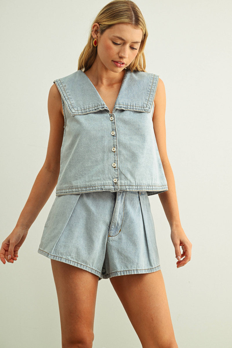 MIOU MUSE PLEATED DENIM SHORTS