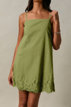 Le Lis LACE TRIM SPAGHETTI SHIFT MINI DRESS