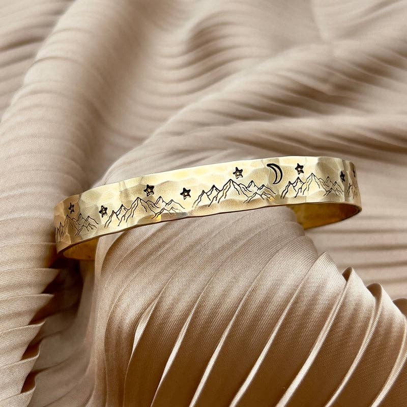 Fluff Hardware Mountain High Cuff