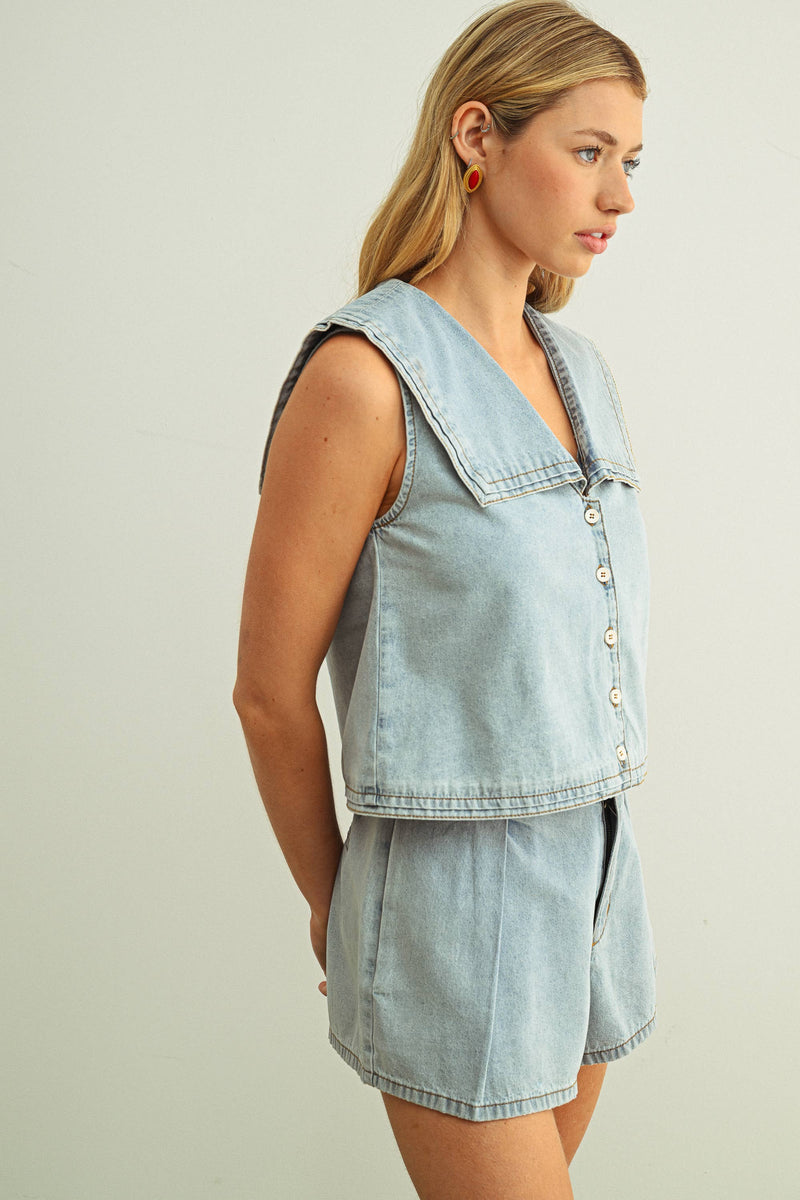 MIOU MUSE PLEATED DENIM SHORTS