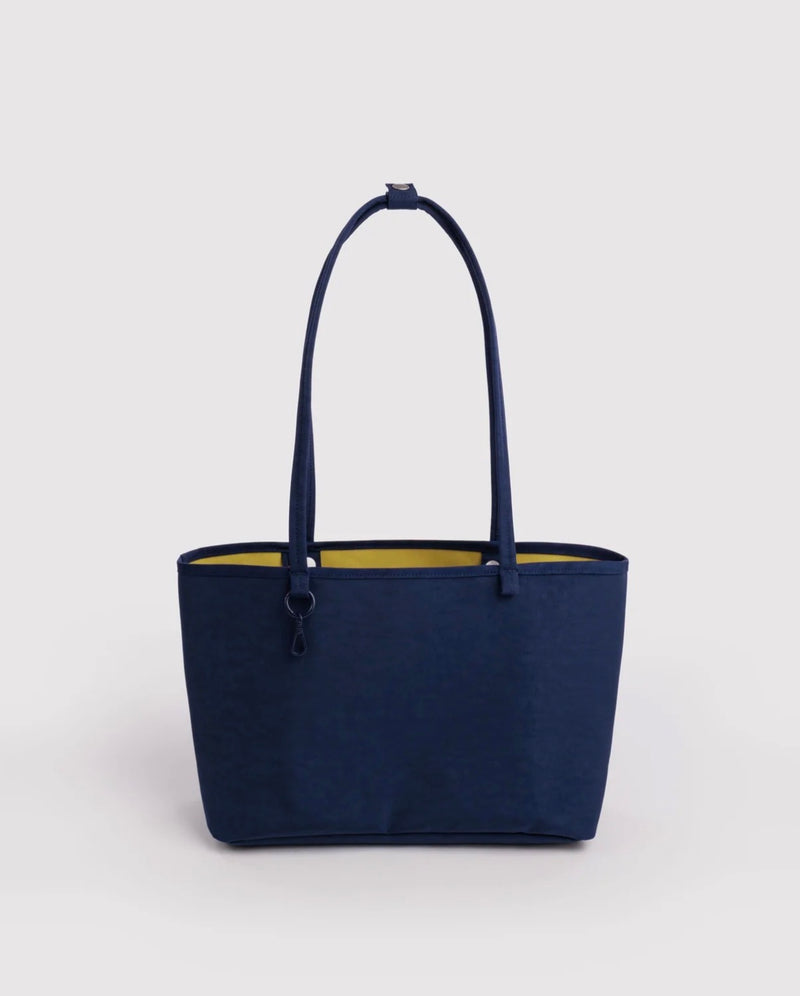 BAGGU MEDIUM NYLON REVERSIBLE TOTE - NAVY MIX