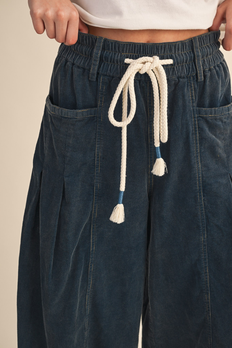 &merci Washed Corduroy Pleated Barrel Pants